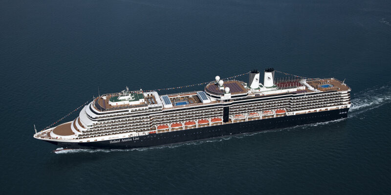 1548636245.8825_246_Holland_America_Line_Nieuw_Amsterdam_Exterior_2.jpg