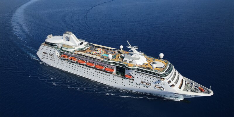 1548637475.0077_488_Royal_Caribbean_International_Empress_of_the_Seas_Exterior_Aerial.jpg