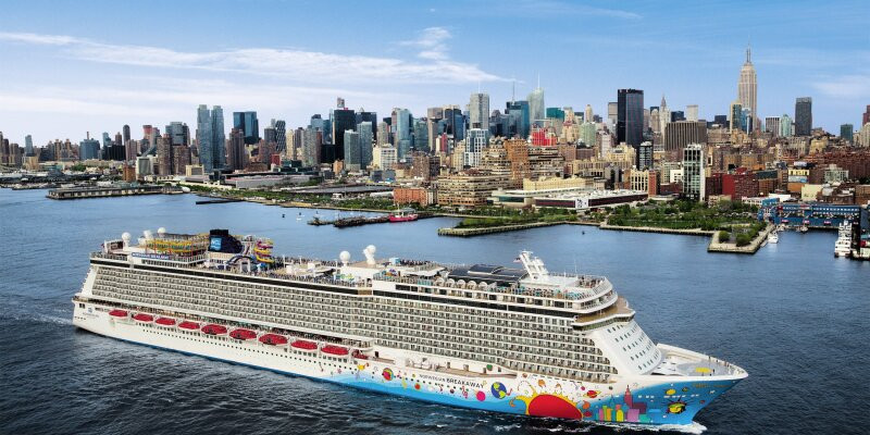 1689884521.2727_362_Norwegian_Cruise_Line_Norwegian_Breakaway_Exterior_Aerial_New_York.jpg