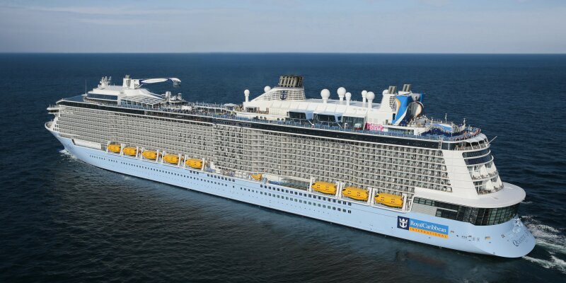 1689884784.866_473_Royal_Caribbean_International_Quantum_of_the_Seas_Exterior_Aerials_NY_at_Sea010_RT.jpg